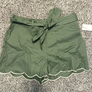 NWT green high waist shorts with tie belt